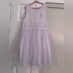 Beautiful Elsa dress, size large used only once.